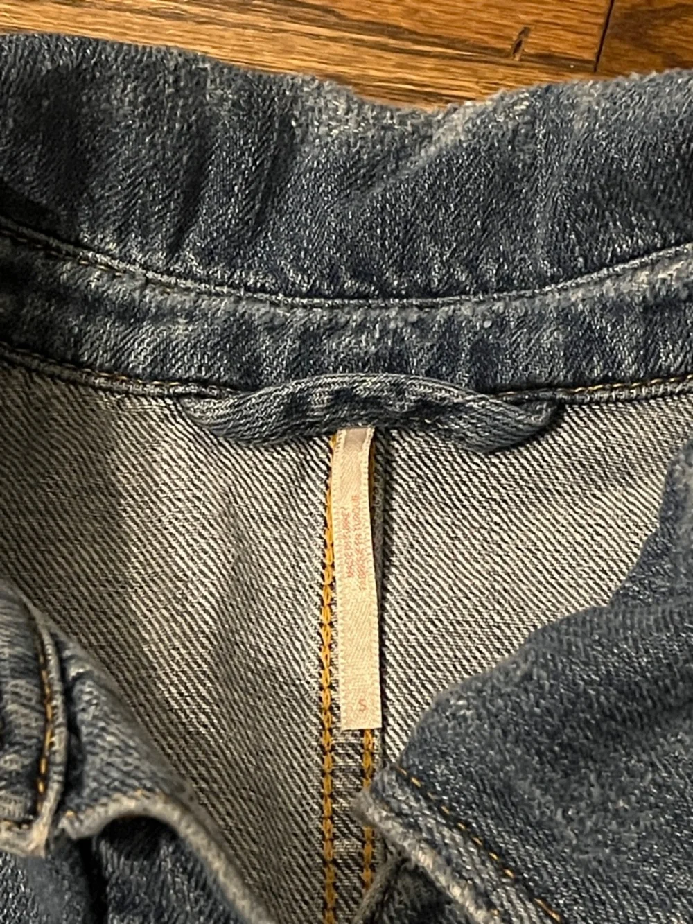 Free People Oversized Distressed Denim Jacket - Light Blue Size S - Picture 3 of 4